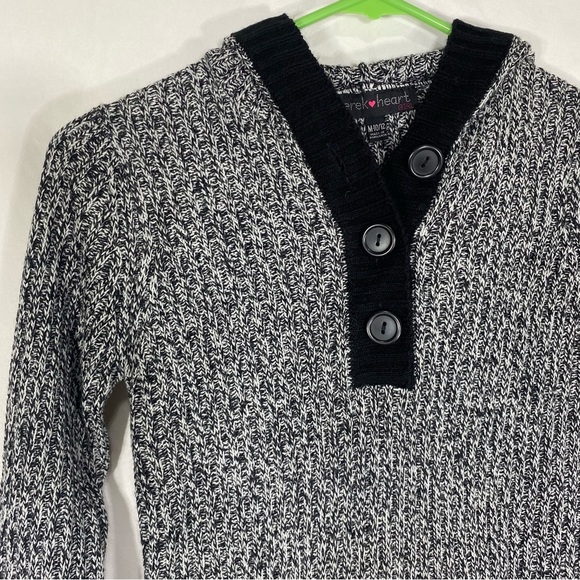 Derek Heart Girl’s Ribbed Knit Hooded Tunic Sweater - Picture 2 of 7